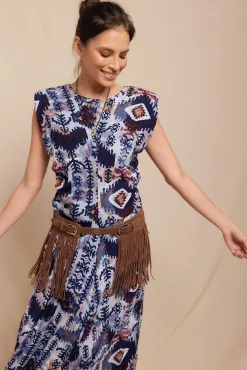 Vestido estampado com ombreiras