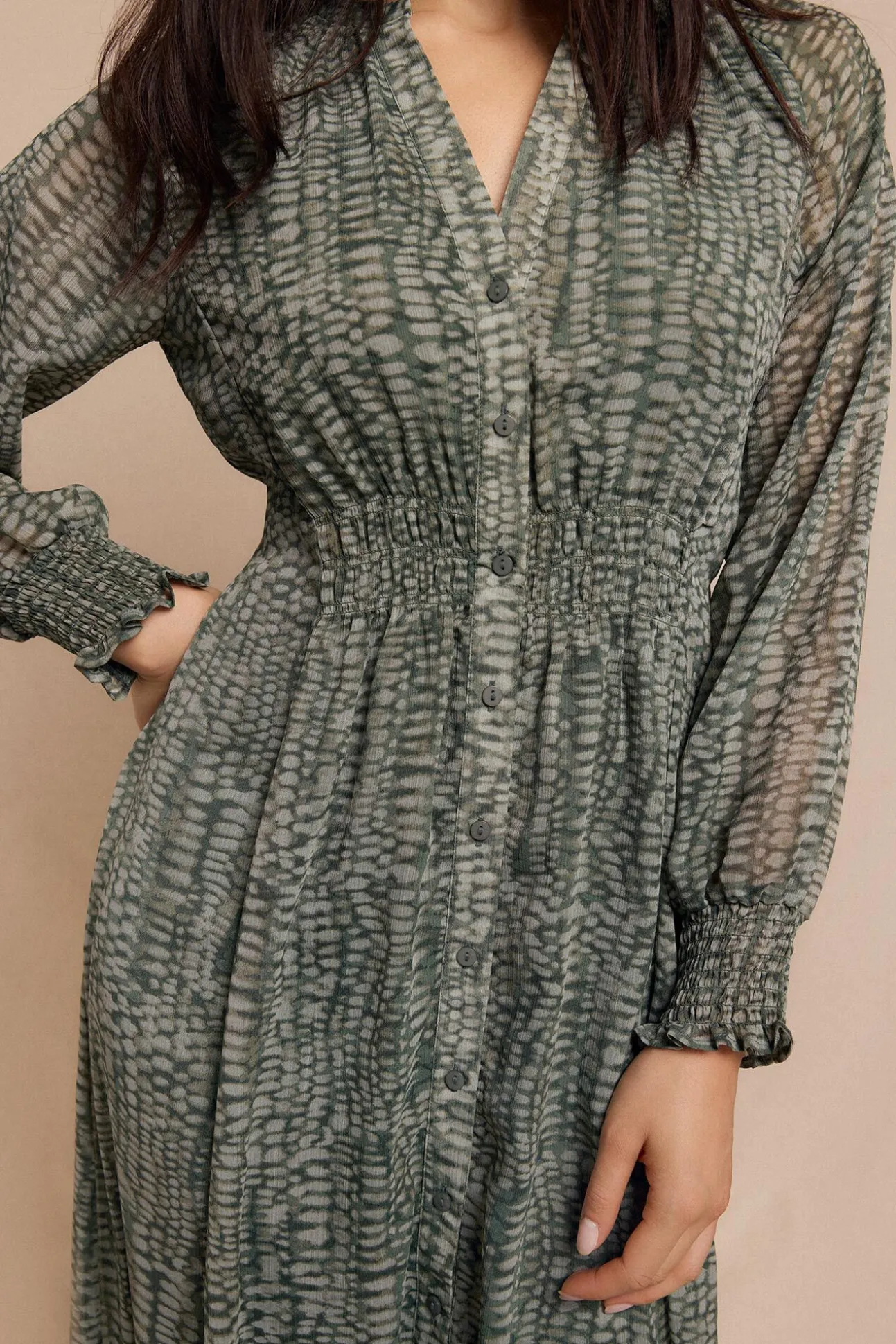 Vestido estampado fluído