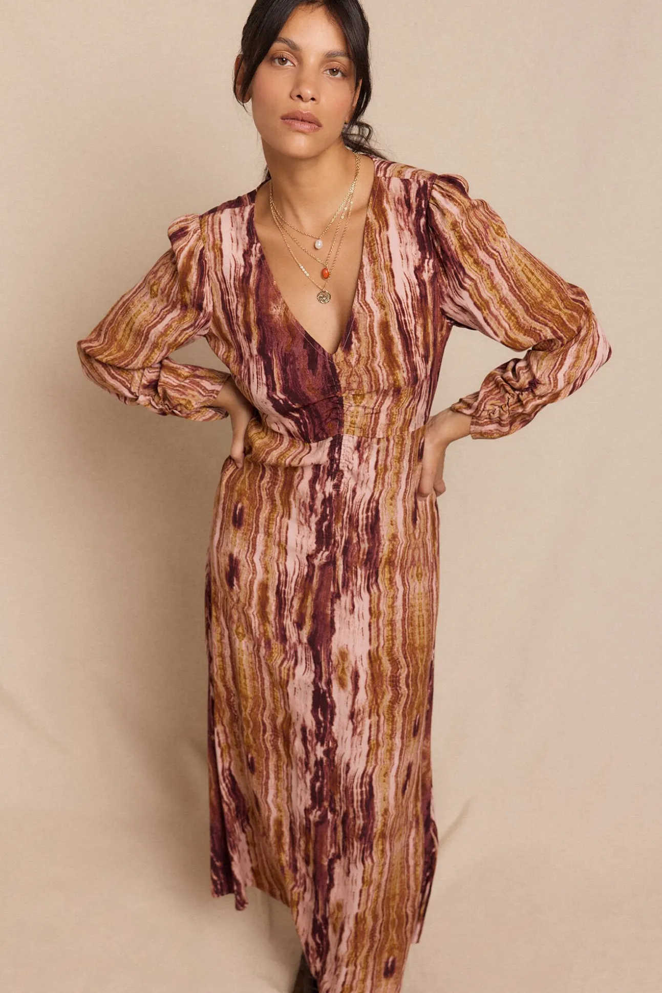 Vestido estampado franzido