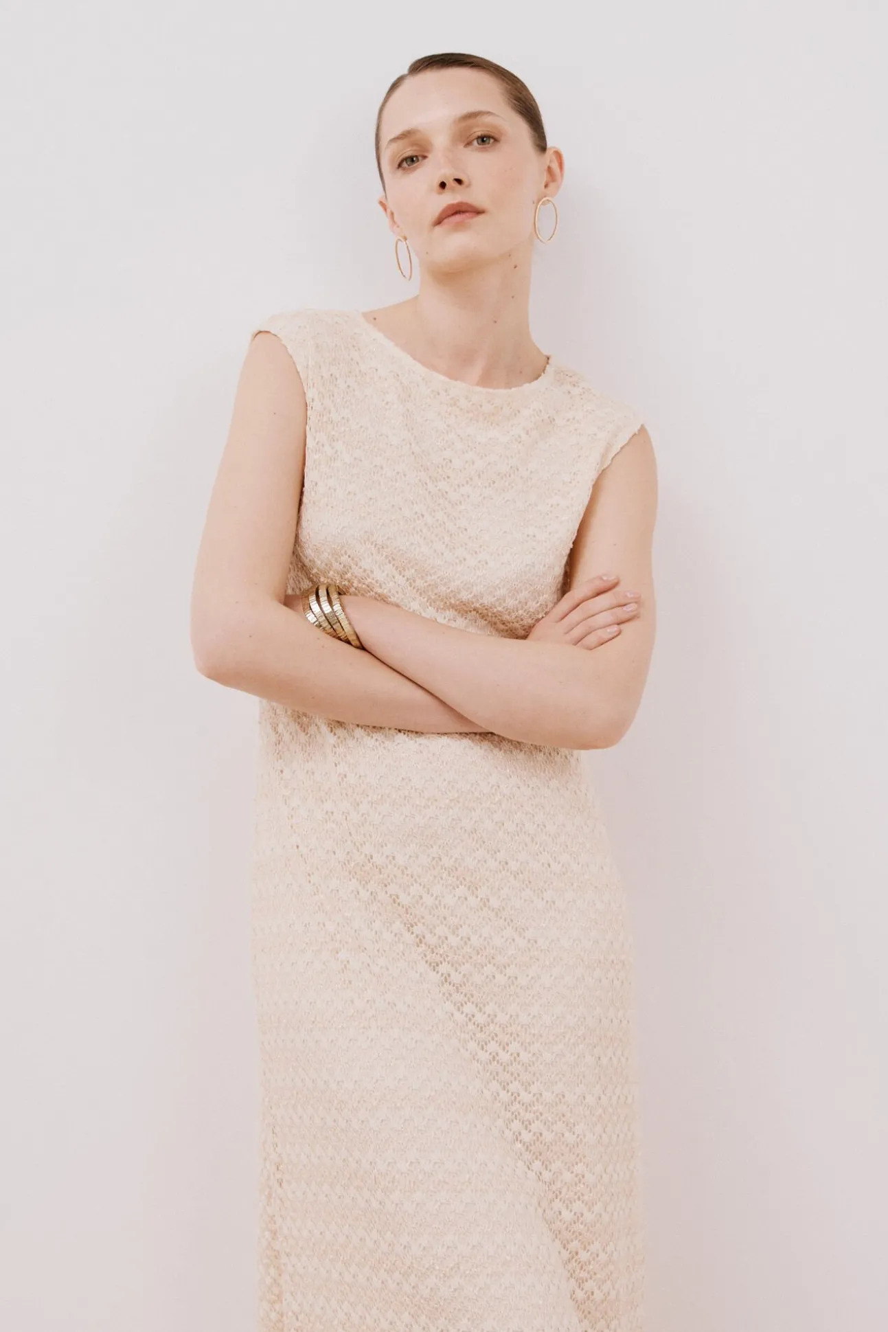 Vestido estruturado com lurex e halter