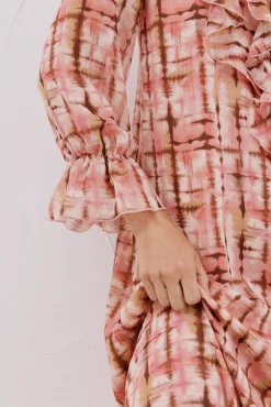 Vestido fluído folhos