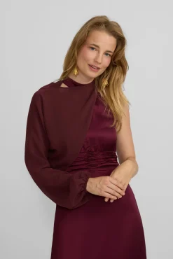 Vestido longo de capa de cetim