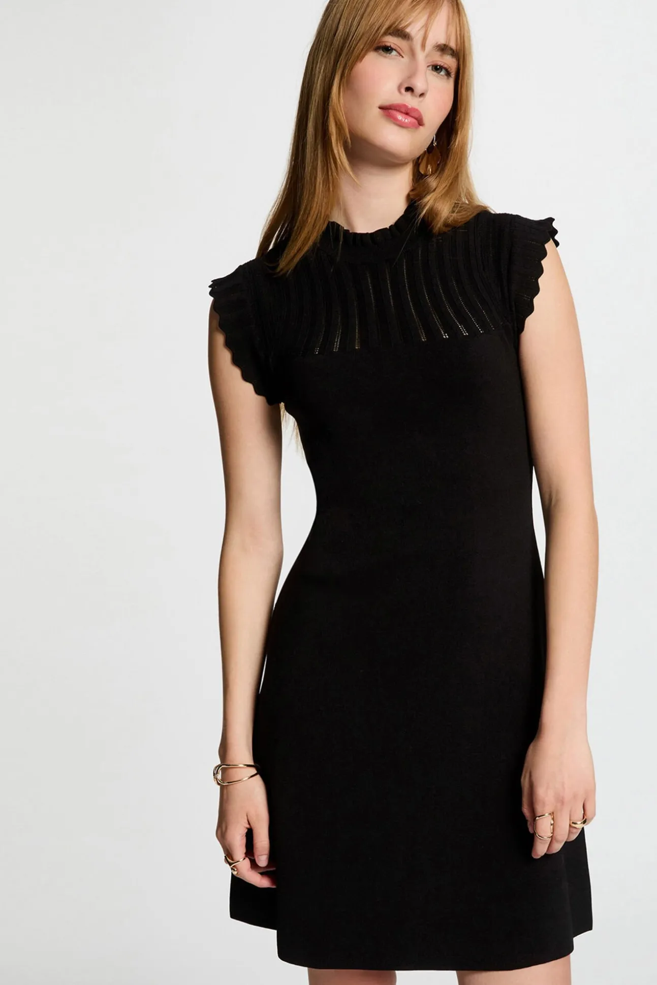 Vestido malha curto evasé