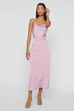 Vestido midi acetinado