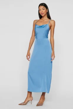 Vestido midi acetinado