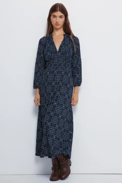 Vestido midi com cintura elástica