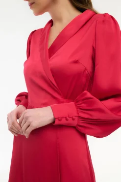 Vestido midi envolvente em cetim