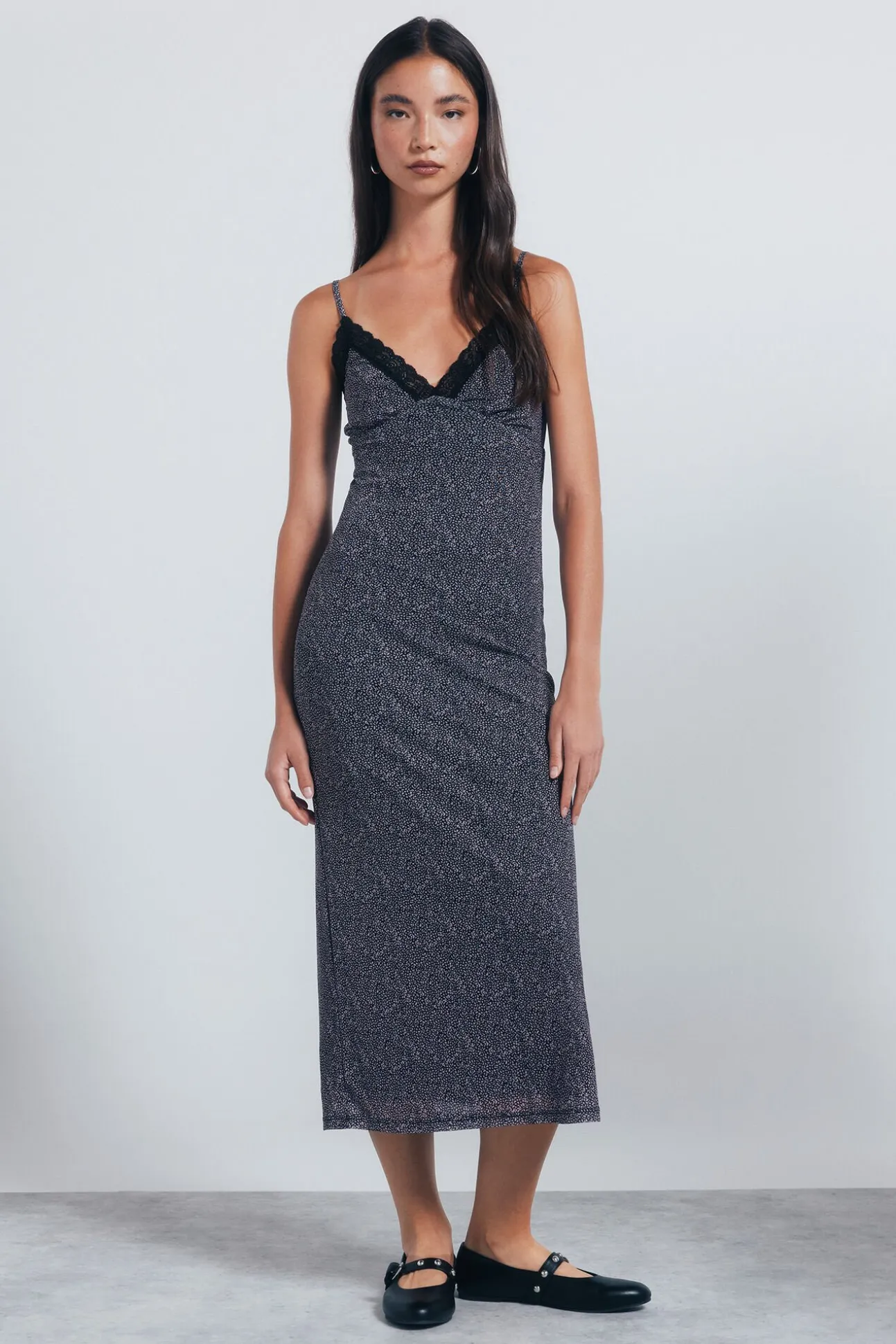 Vestido midi lingerie