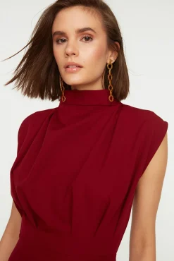 Vestido midi tubinho