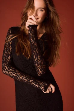 Vestido preto deslizante